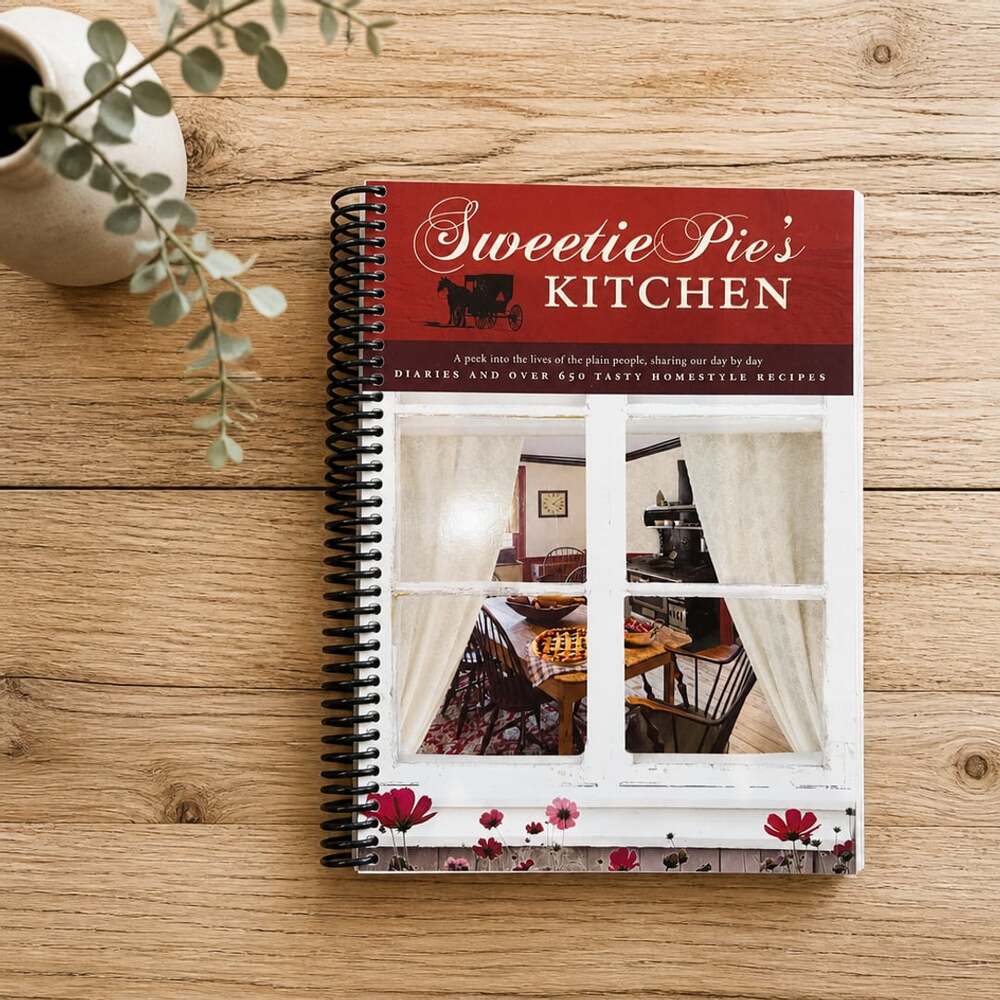 Amish-Plain People-Sweetie Pie's Kitchen Cookbook by Ray & Malinda Yutzy (2016)